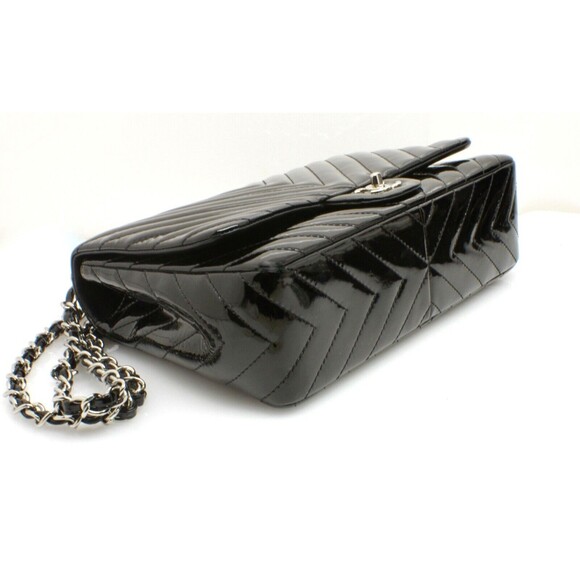 Chanel Classic Single Flap Bag Chevron Patent Maxi Black - Picture 3 of 13